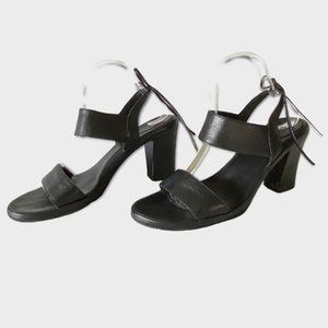 ONO‎ black cushioned insole comfort heels sandals 11 M Cara tie back